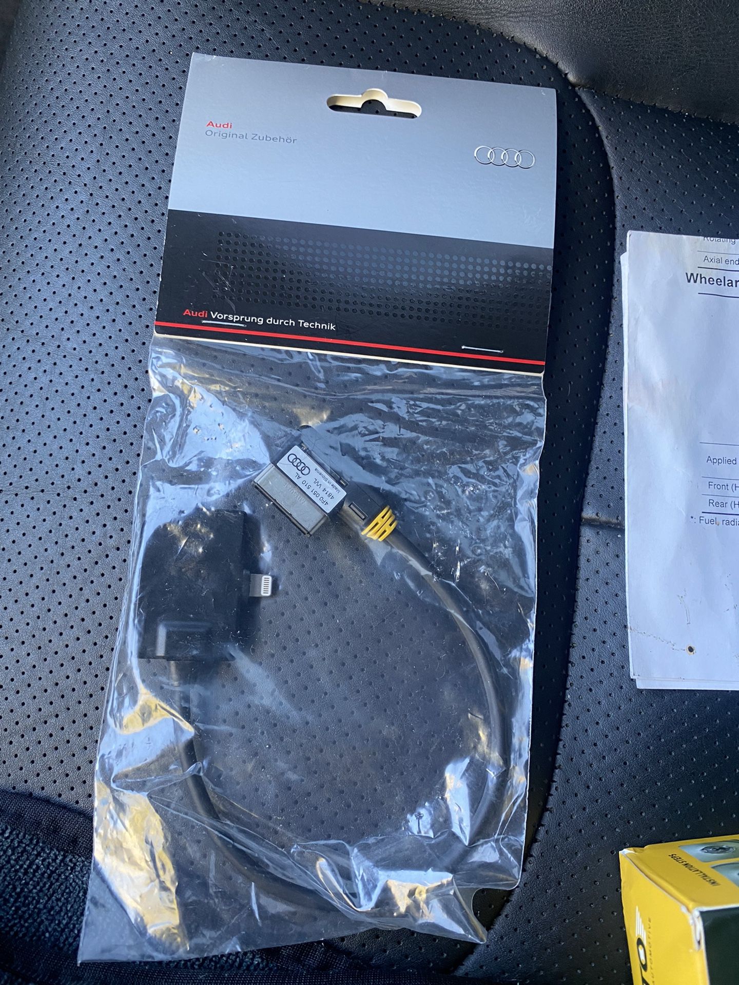 OEM Audi Apple Adapter