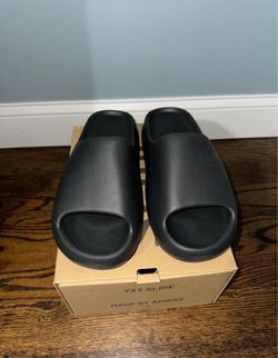 Adidas Yeezy Slides Onyx Size 13