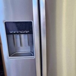 Whirlpool Refrigerator 