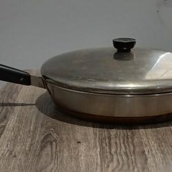 VINTAGE REVERE WARE 12" SKILLET / FRYER WITH LID. Copper Clad Bottom.