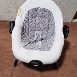 Baby bouncer