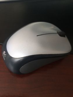 ****** LOGITECH wireless mouse M135, $15