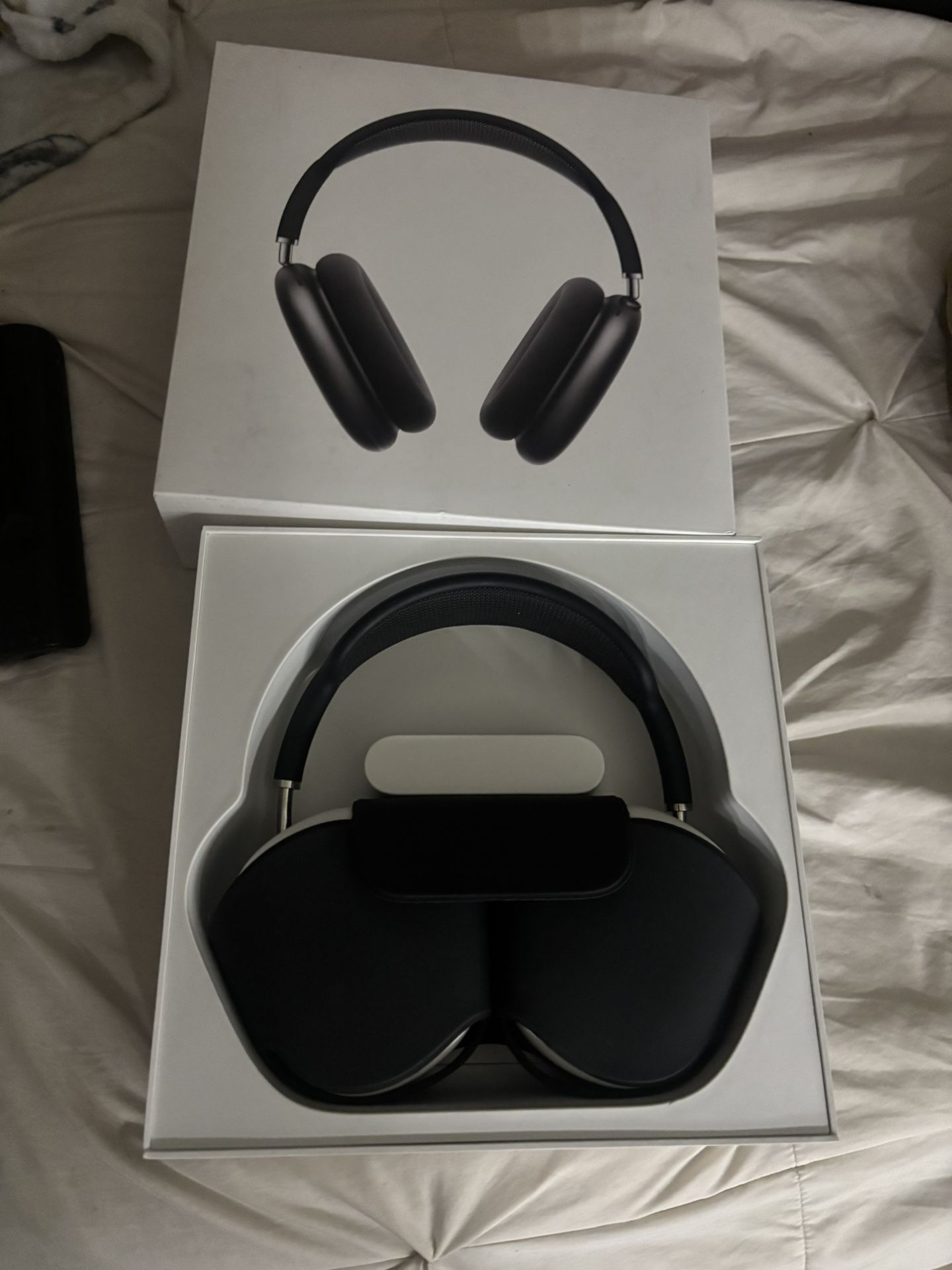 AirPod Max Midnight