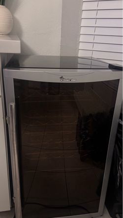Magic Chef 30-Bottle Wine Cooler