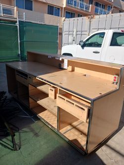 **FREE** COUNTER WITH PLUG INS