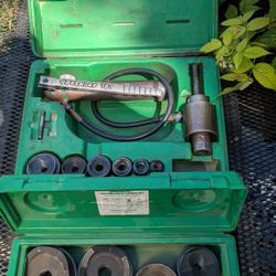 Greenlee hydraulic knockout set 1/2 in to 4-in