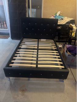 Black Faux Leather Tufted Bed Frame w/ Crystal Accents – Full