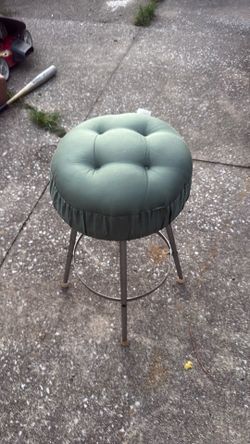 Barstool
