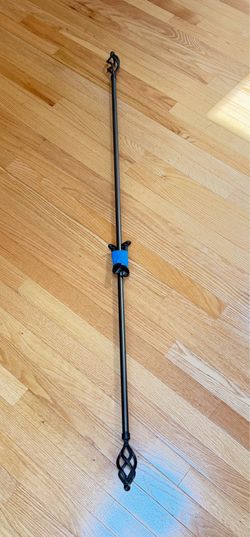 Curtain rod