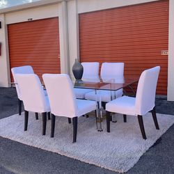 Comedor de vidrio con 6 sillas IKEA