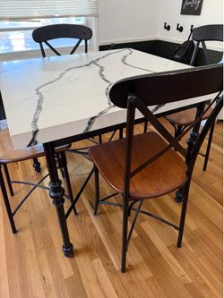 Custom marble dinning table