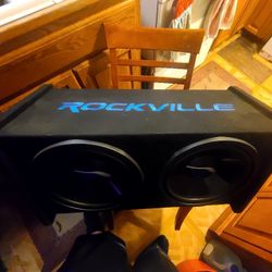 Dual 12" Subs in box w/ 1200 watt 4 Ohm amp