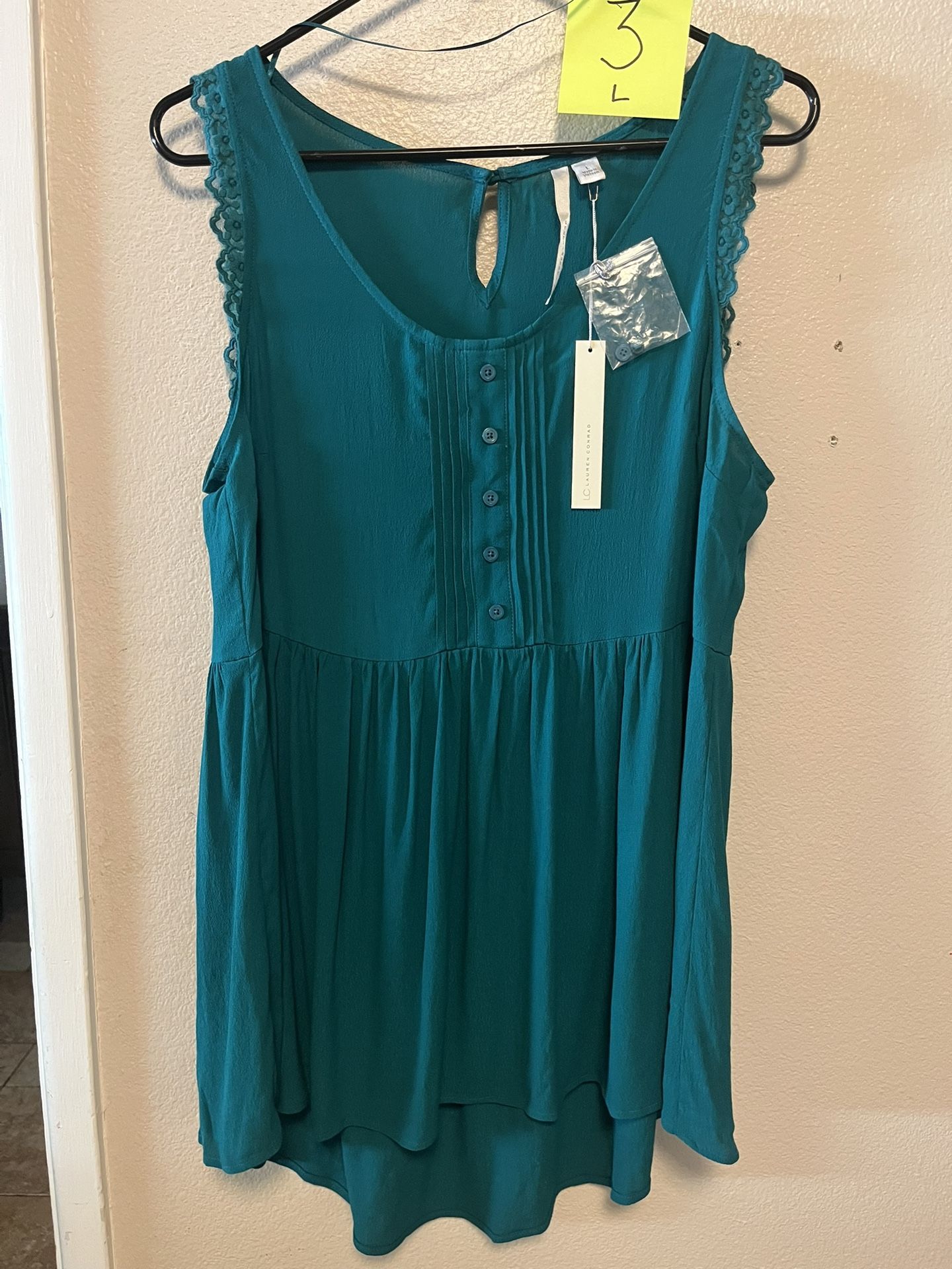Sleeveless Tops $10 each OBO - like new - size L +