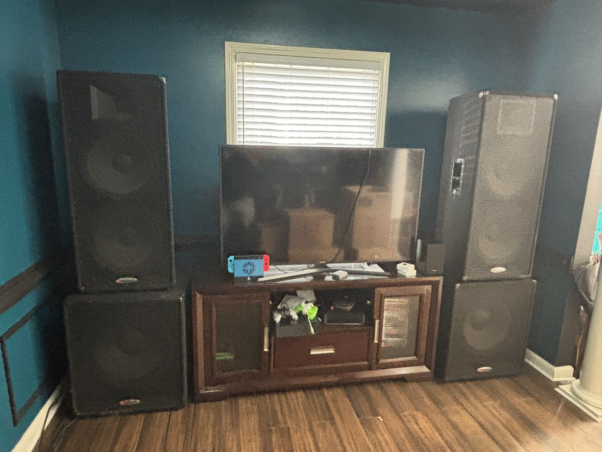Harbinger Speakers Concert System 