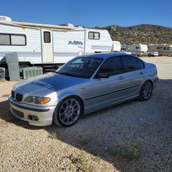 2004 BMW 330i