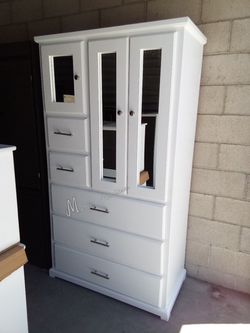 White Wardrobe Closet 40 Inch!