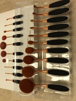 Makeup Brushes