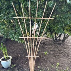 Cedar Garden Trellis - Made To Order 