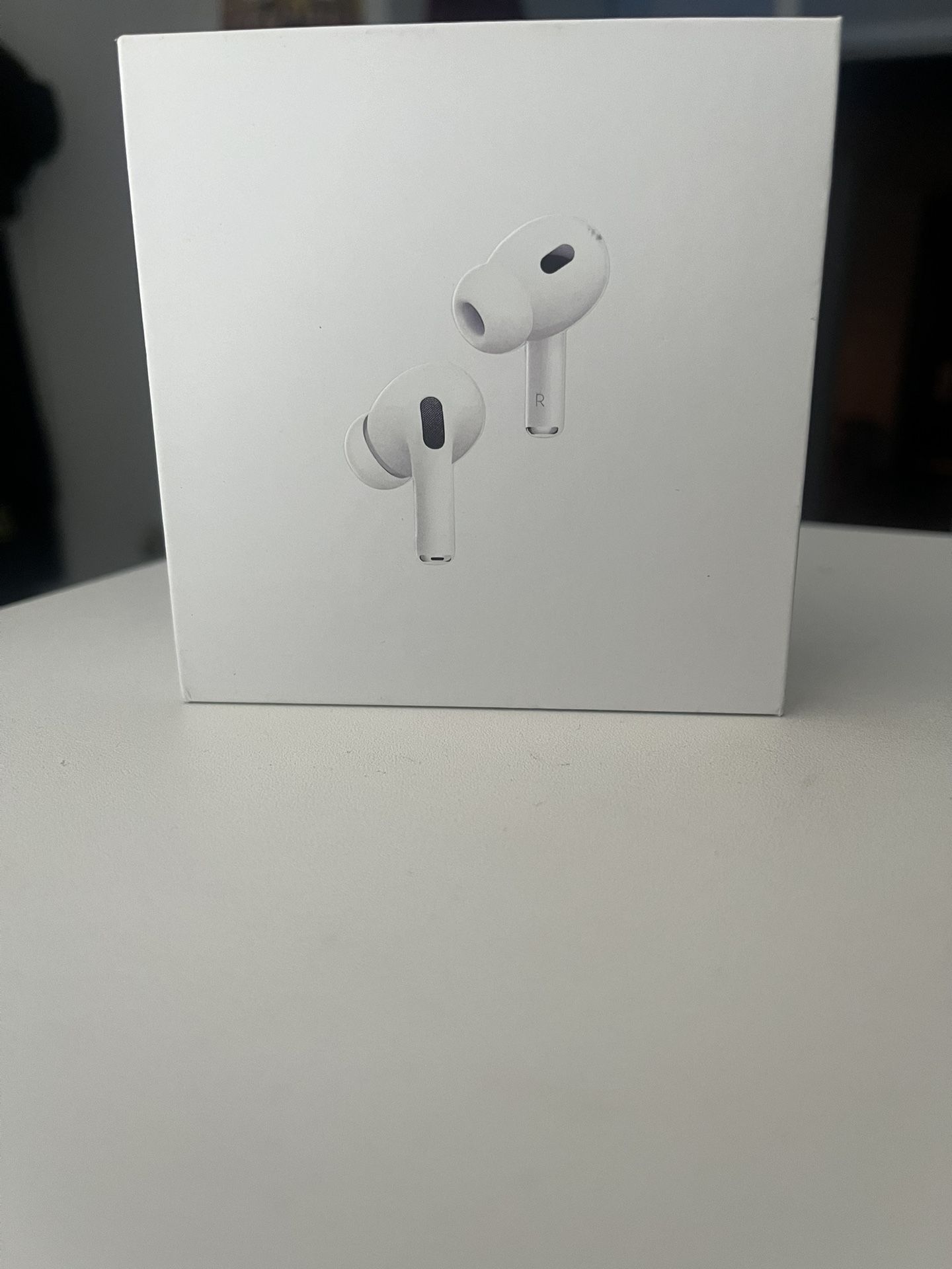 Apple AirPods 2nd Generation 