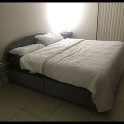 King Size — Grey Velvet Storage Bed With 4 Large Drawers - Mattress NOT Included