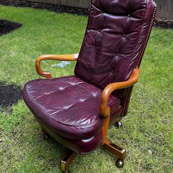 Vintage Tufted Bordeaux Leather Office Desk Chair on Roller Base. Red Leather Rolling Office Chair
