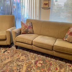 Reduced! Sofa with Pillows & Recliner Chair by Flexsteel 