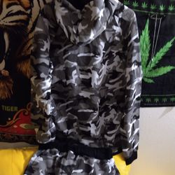 Gray Camouflage 2pc Men's Jogger & Hoody Suit