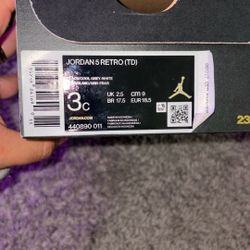 Jordan 5 Retro  (TD). Size 3c.  Pretty Much New Only Worn 2-3 Times. 