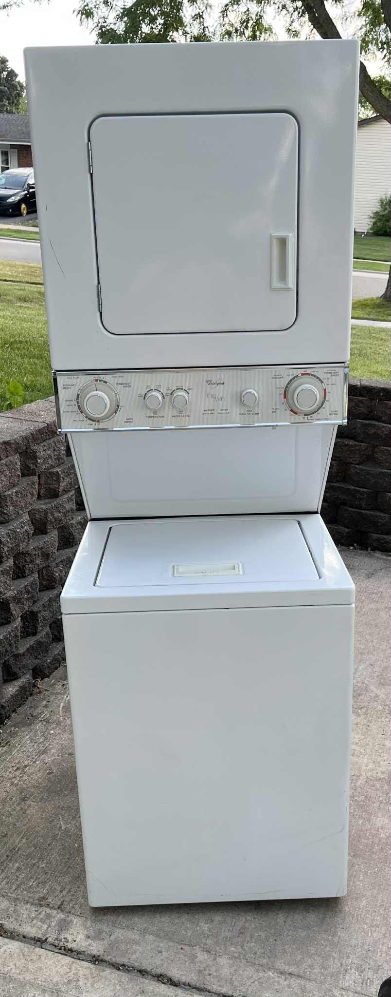 Whirlpool Washer And 220V Electry Dryer