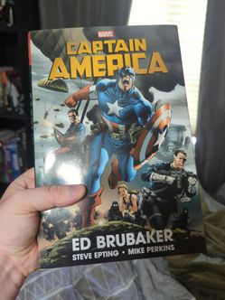 Captain America by Ed Brubaker Omnibus