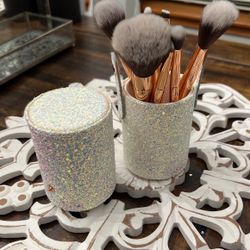 Make Up Brushes In Glitter Container 