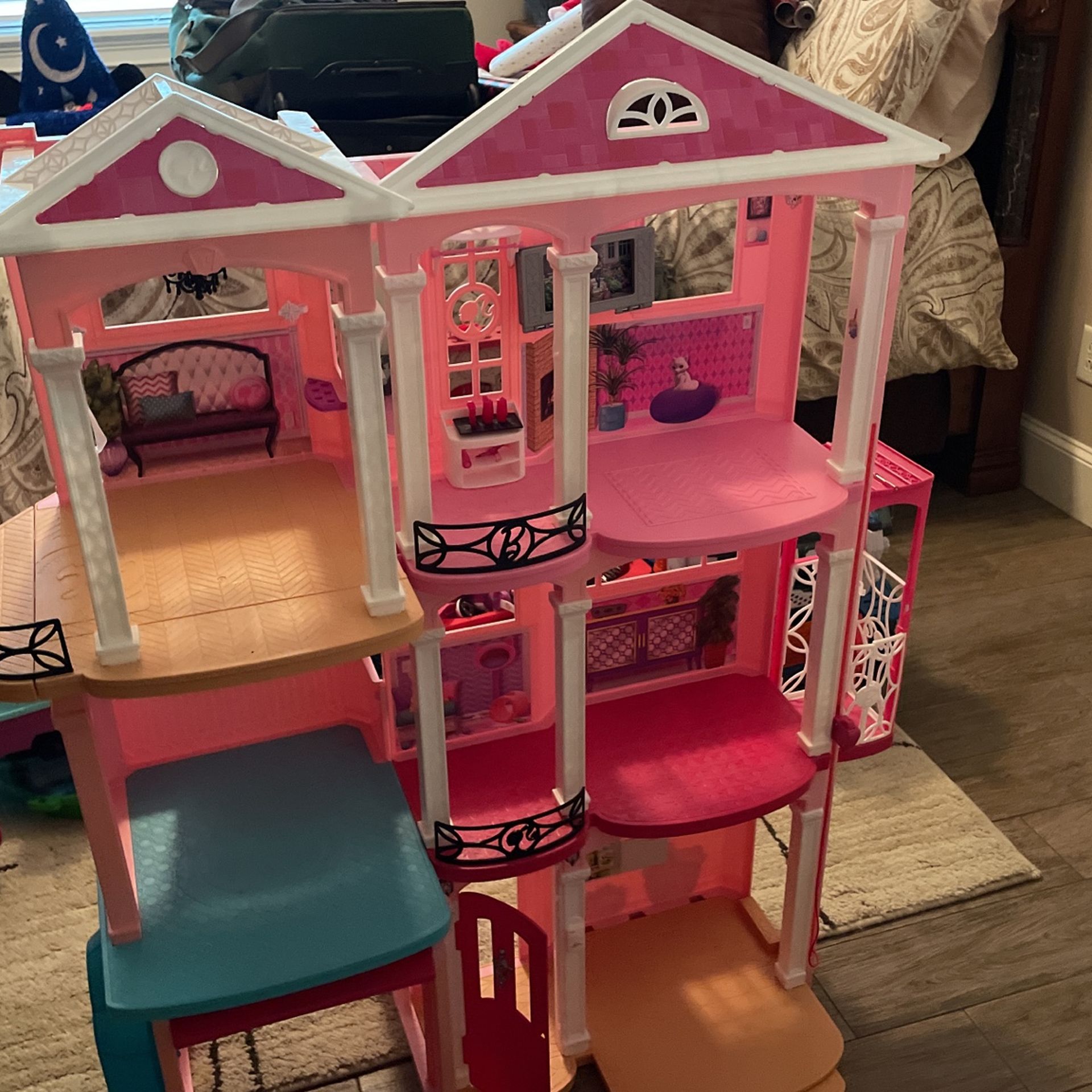 Barbie Dream Playhouse