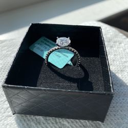 Size 7 Moissanite Engagement Ring