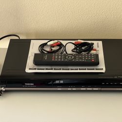 Toshiba D-R410 DVD Recorder - Complete with Remote & Manual