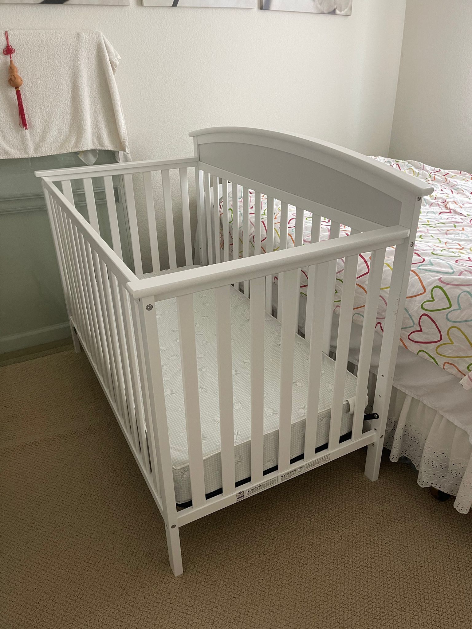 Graco Benton Convertible Crib with Mattress