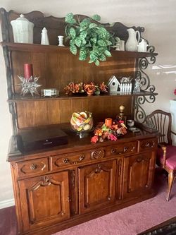 Hutch Cabinet