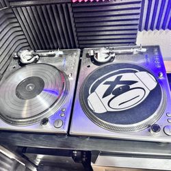 2 DJ Turntables - Audiophile Vinyl Record Player - Stanton STR8 100 (pair)