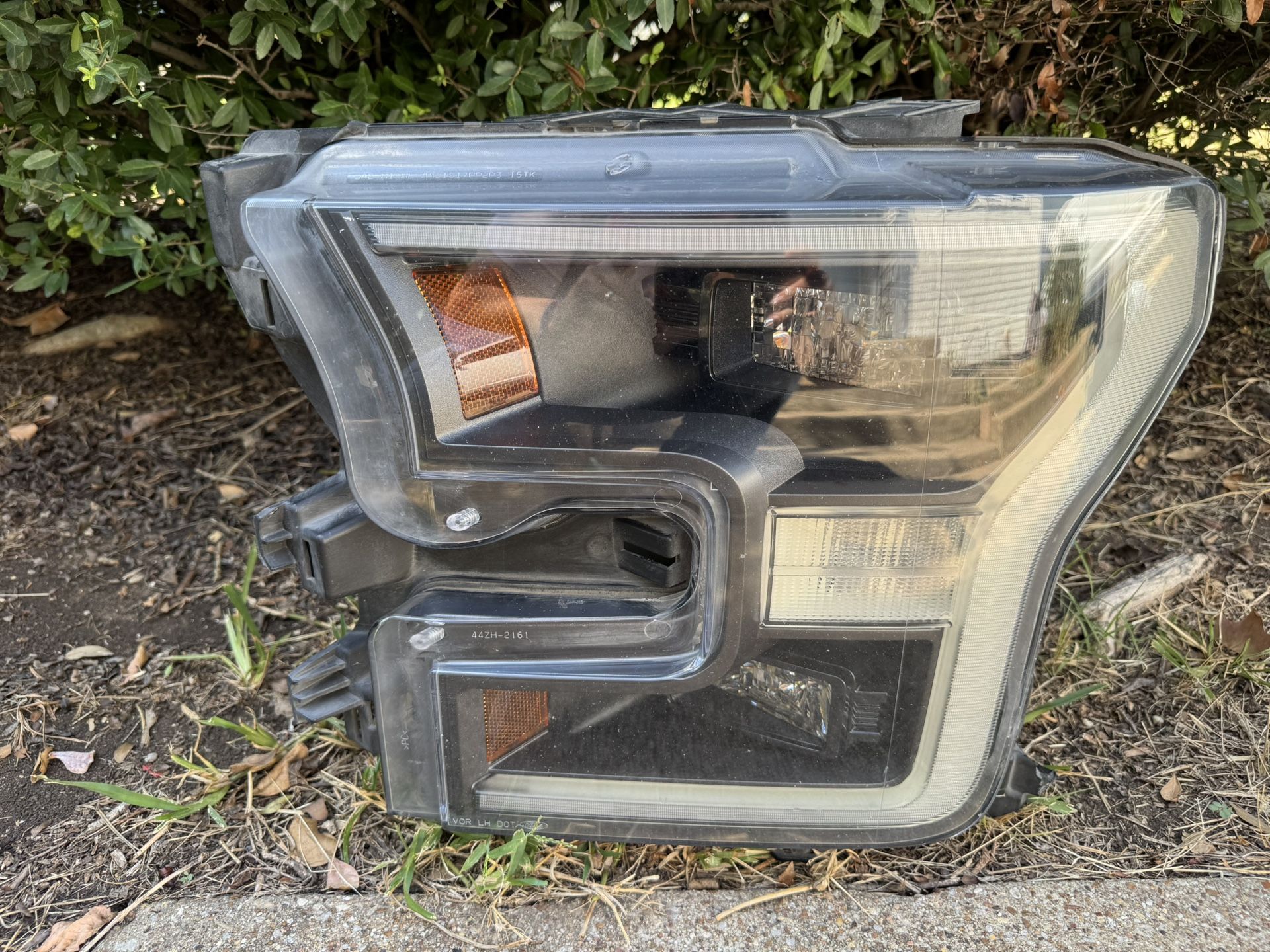 2017-2020 Ford Raptor Driver Side Headlight