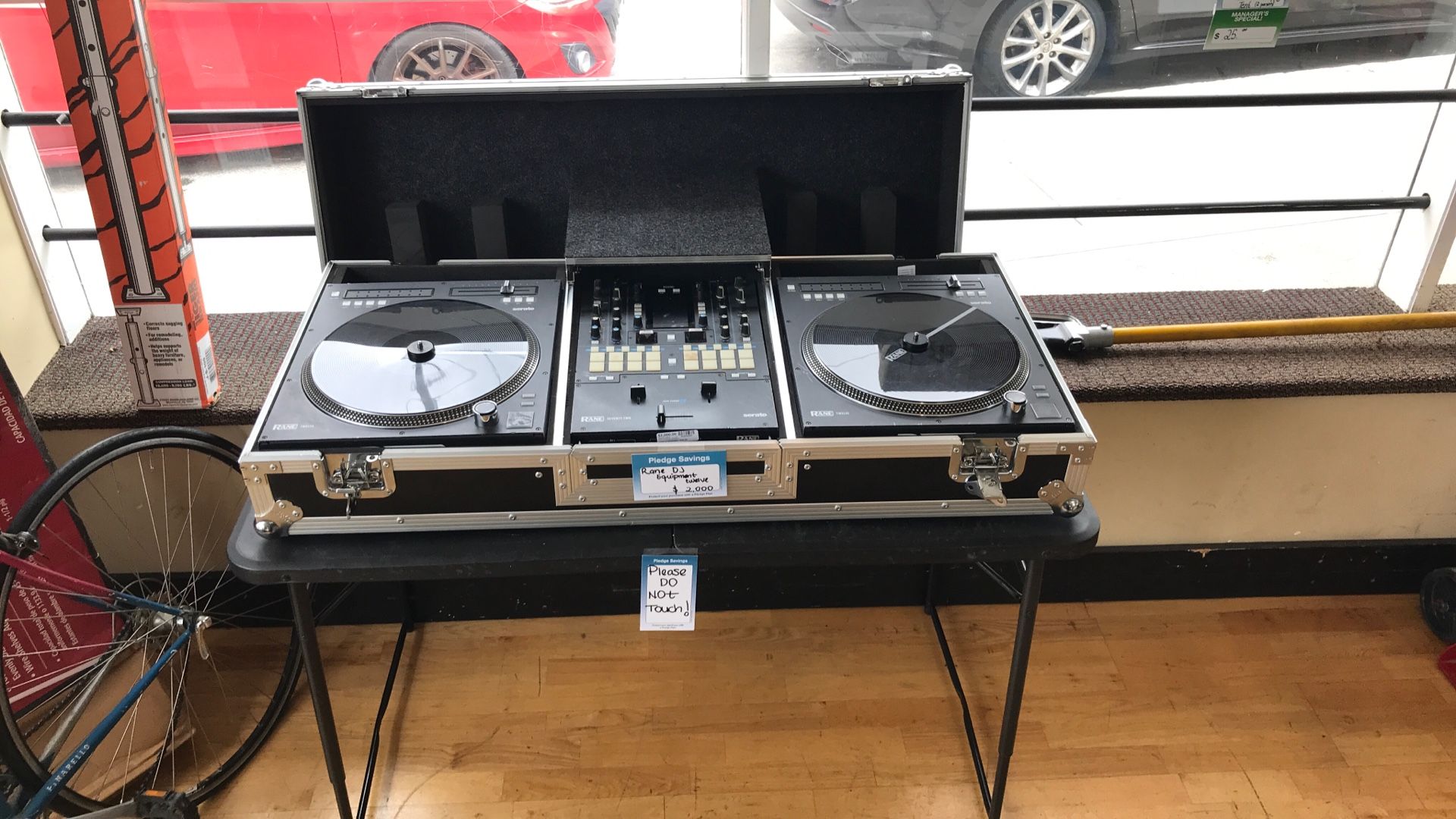 Rane DJ Equipment Twelve