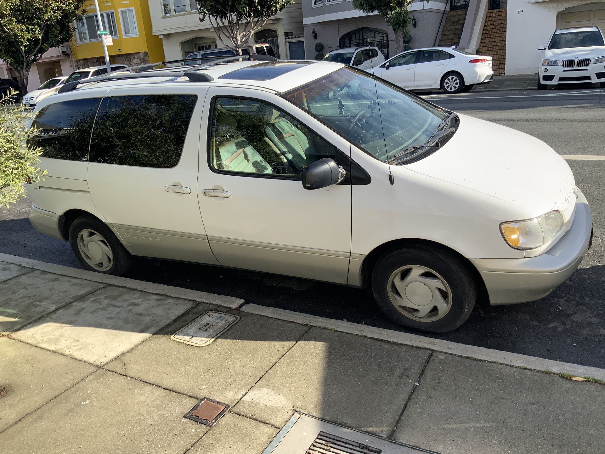 1999 Toyota Sienna