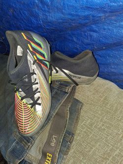 Adidas Predator soccer cleats size 10