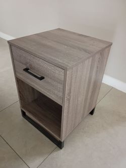 Night stand
