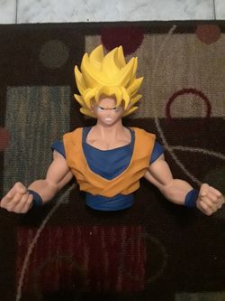 Dragon ball Z statue