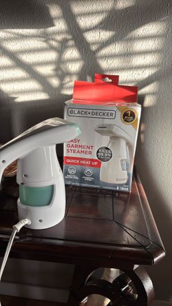 Black and Decker Easy Garment Steamer