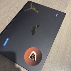 Gaming laptop 