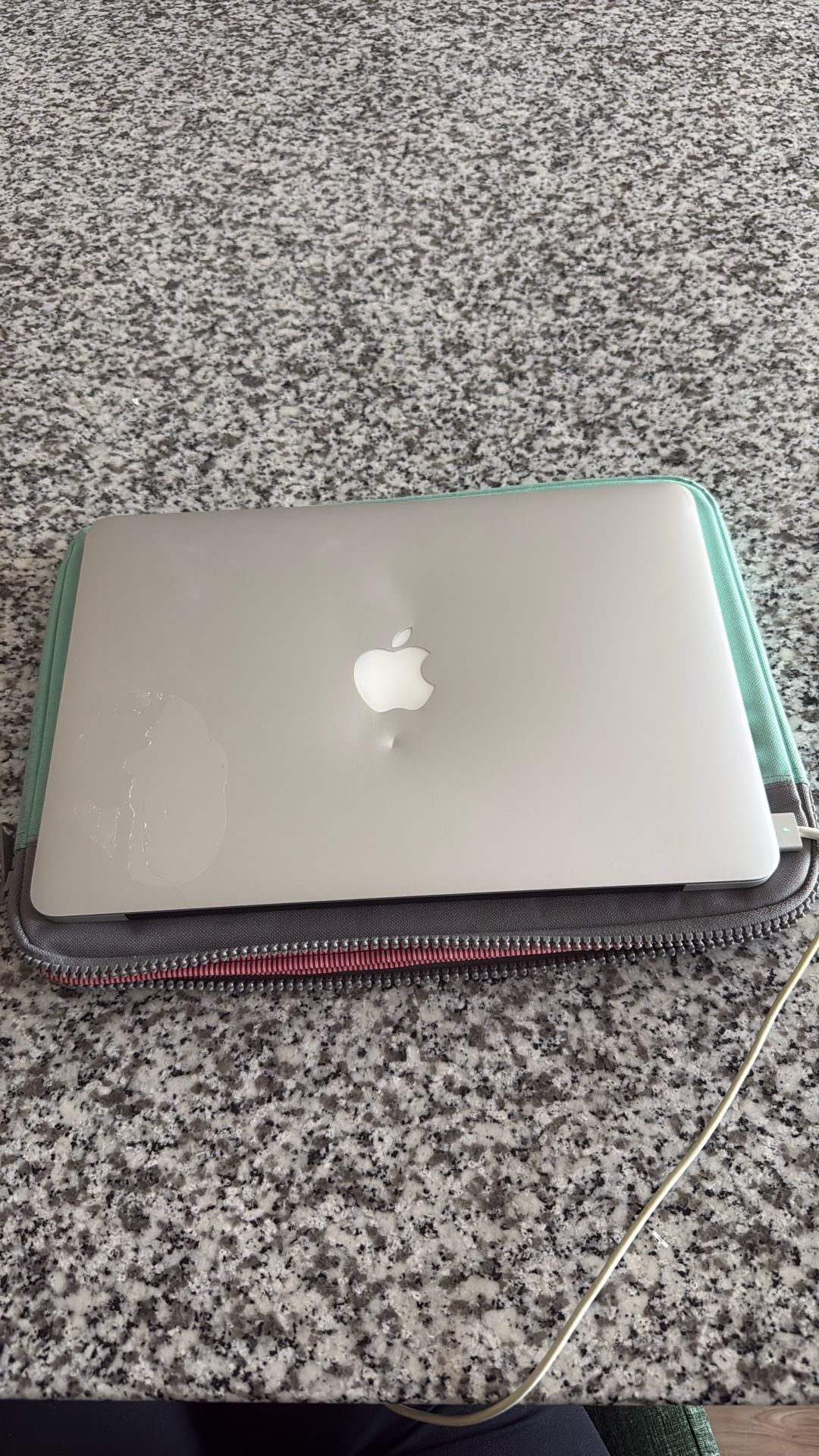 MacBook Pro 13 Inch