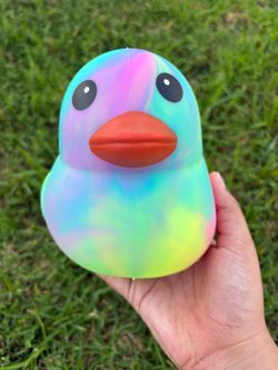 Viral squishy DUCK