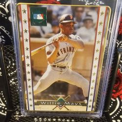 Willie Mays. 1995. Cooperstown MLB Collection. Gold Tin Played 1-5