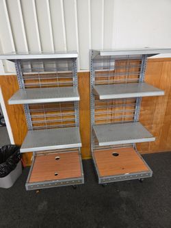 Gondola Shelves