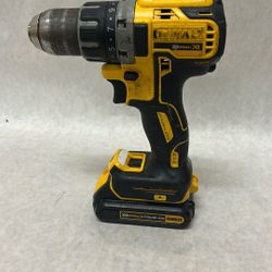 Dewalt, Dc D791 half inch drill with 20 V battery no charger